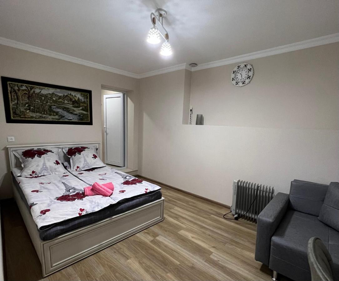 N1 Apartment *