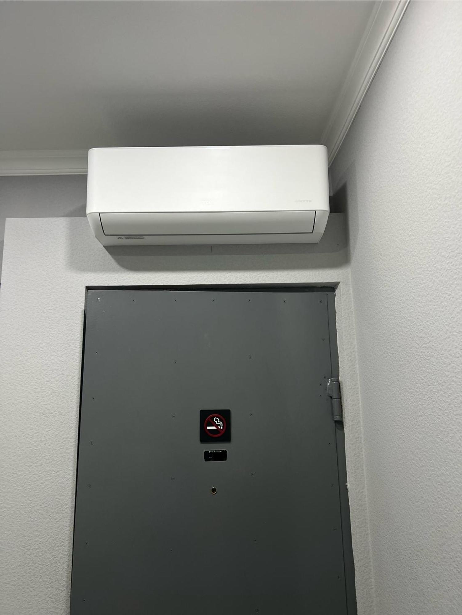 N1 Apartment *